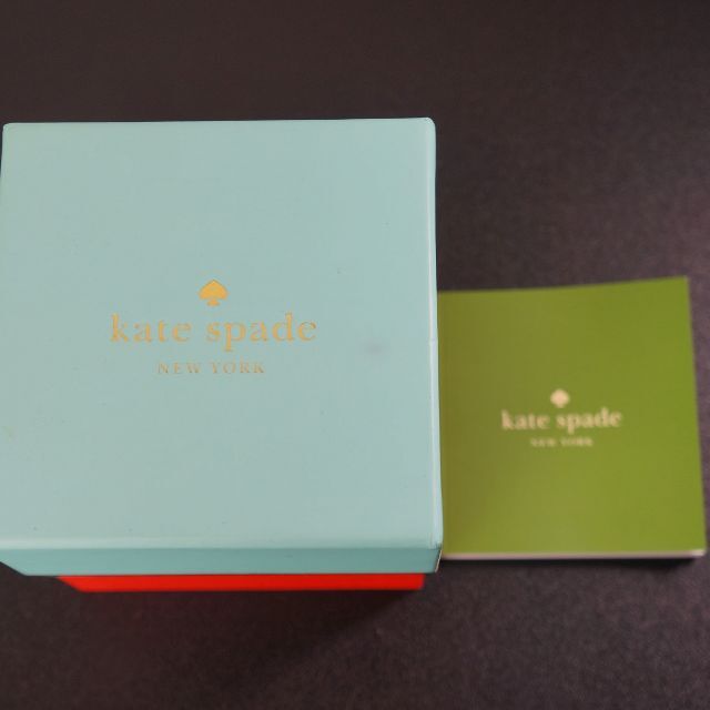 kate spade new york(ケイトスペードニューヨーク)の【稼働品】 Kate Spade newyork 　　新品ベルト　電池交換済 レディースのファッション小物(腕時計)の商品写真