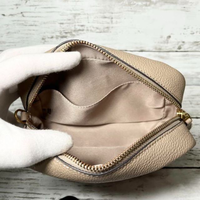 Tory Burch - 【新品】トリーバーチ LIMITED EDITION MINI BAG グレー