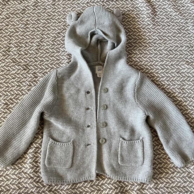 babyGAP(ベビーギャップ)のbaby gap 80cmくま　ニットパーカー　 キッズ/ベビー/マタニティのベビー服(~85cm)(ジャケット/コート)の商品写真