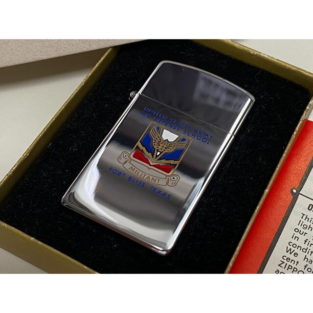 ZIPPO(ジッポー)のZippo/ライター/スリム/米軍/ミリタリー/斜体/ビンテージ/箱付/未使用 メンズのファッション小物(タバコグッズ)の商品写真