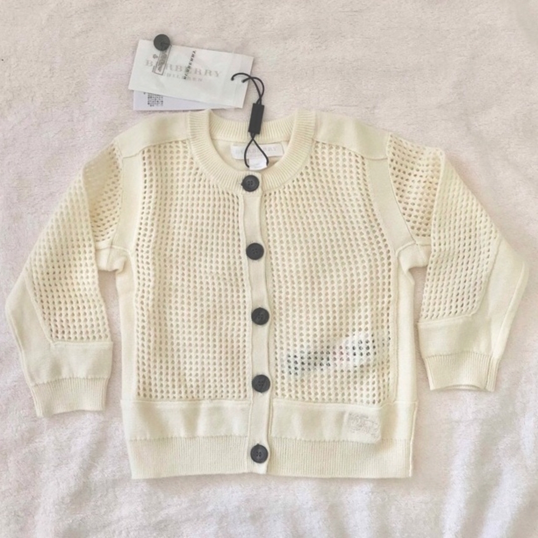 BURBERRY(バーバリー)のBURBERRYカーディガン　未使用　タグ付き キッズ/ベビー/マタニティのキッズ服女の子用(90cm~)(カーディガン)の商品写真