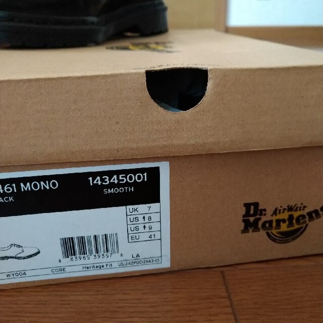 Dr.Martens 3ホール 黒スティッチ 1461MONO