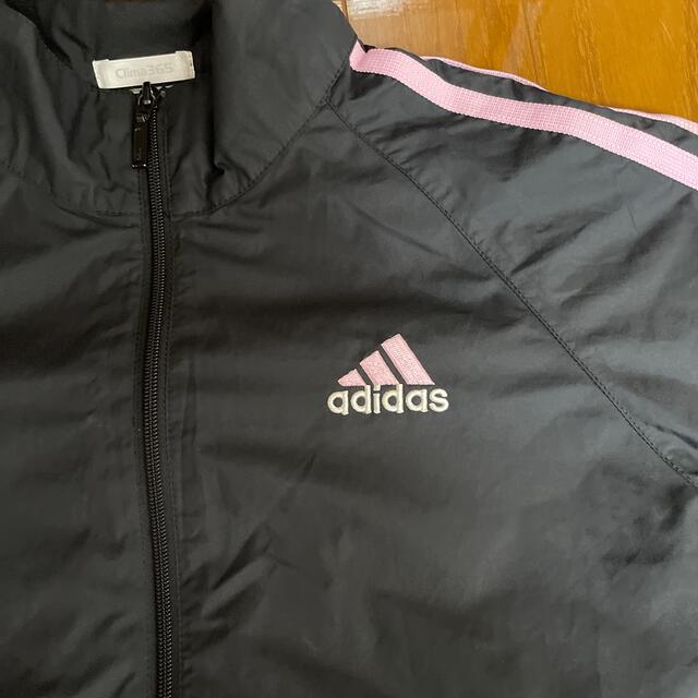 adidas(アディダス)のadidas ウィンドブレーカー　黒　150 キッズ/ベビー/マタニティのキッズ服女の子用(90cm~)(ジャケット/上着)の商品写真