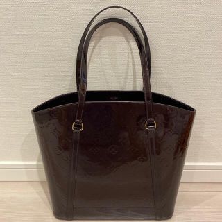 ルイヴィトン(LOUIS VUITTON)の美品！ ☆ヴィトン☆ ヴェルニ モノグラム アヴァロン アマラント GM バック(トートバッグ)