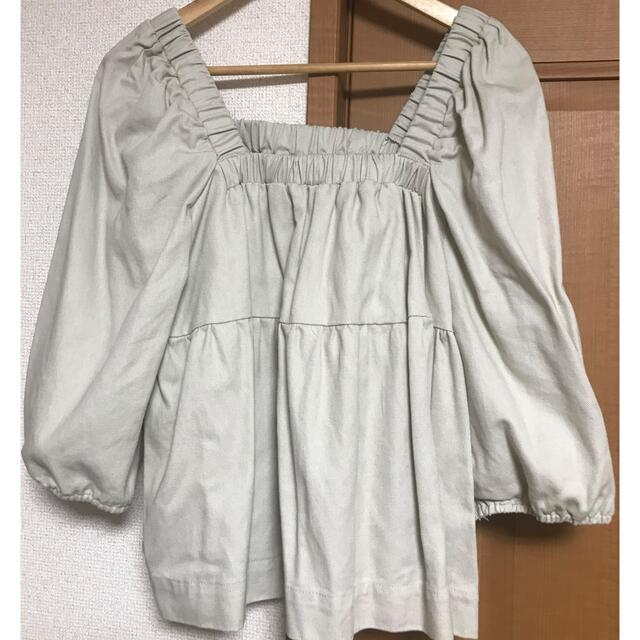 H&M(エイチアンドエム)のみぃ様専用　H &M バルーンスリーブブラウス　Mサイズ レディースのトップス(シャツ/ブラウス(長袖/七分))の商品写真