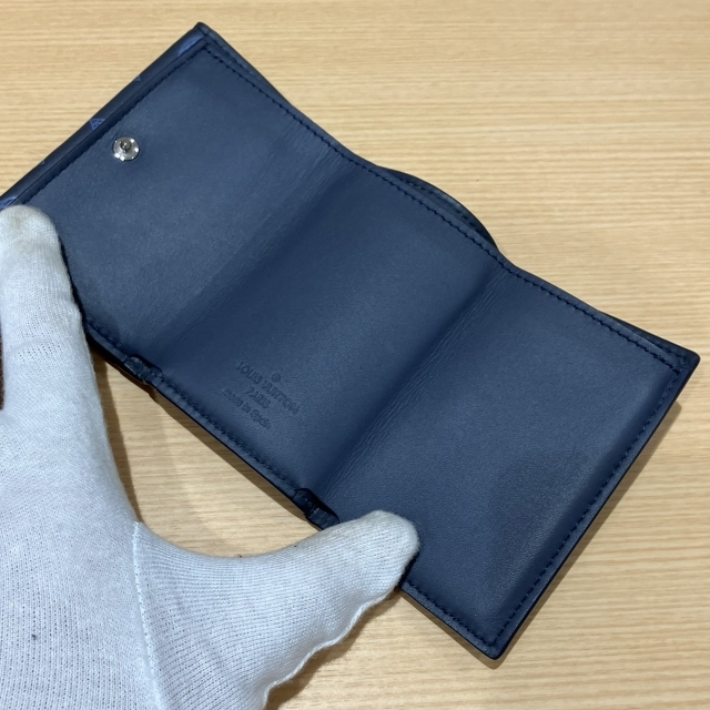 ルイヴィトン ディスカバリー コンパクトウォレット 三つ折り ルイヴィトン ディスカバリー コンパクトウォレット 三つ折り