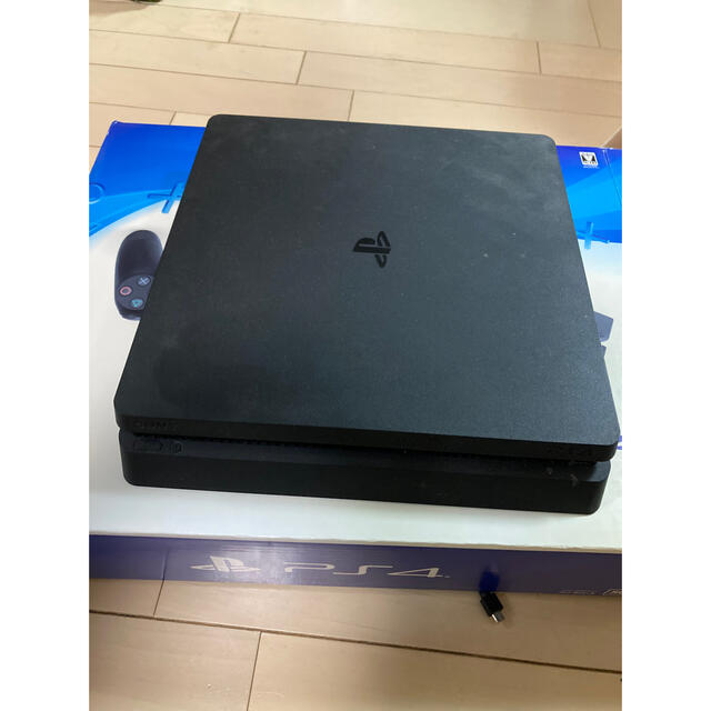 PlayStation4(プレイステーション4)のSONY PlayStation4 本体 CUH-2000AB01 エンタメ/ホビーのゲームソフト/ゲーム機本体(家庭用ゲーム機本体)の商品写真