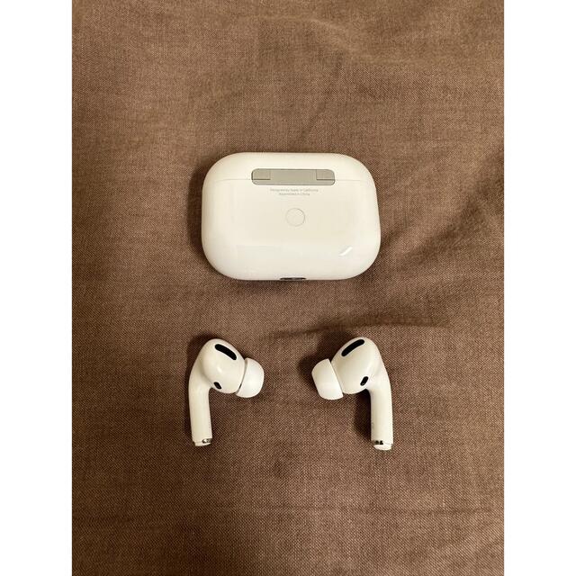 Apple(アップル)のAir Pods Pro エアポッズ・プロ Apple (第一世代) スマホ/家電/カメラのオーディオ機器(ヘッドフォン/イヤフォン)の商品写真