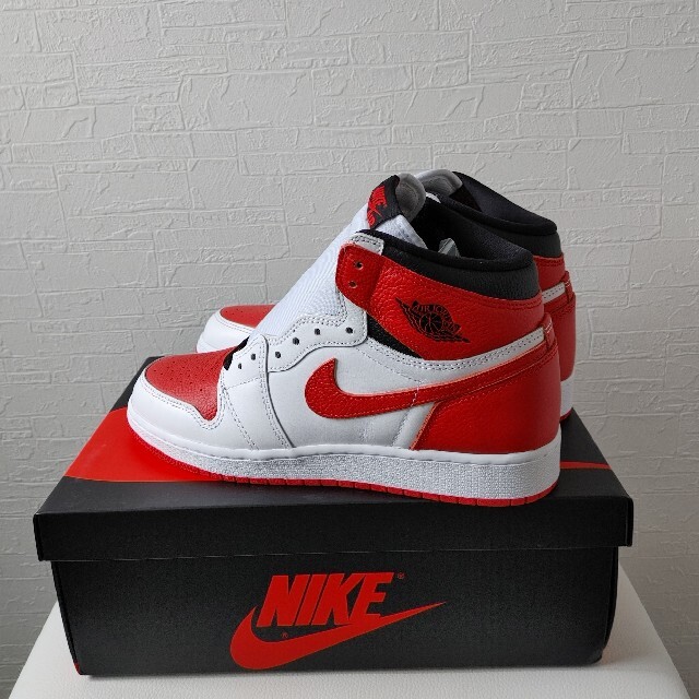 新品】NIKE エア ジョーダン 1レトロ 23cm 575441-161 翌日発送 - dcsh