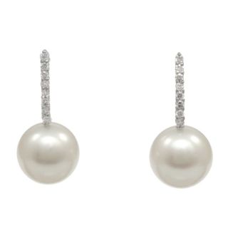 あこや真珠とダイヤモンドラインのおしゃれなピアス K18WGの通販 by メ