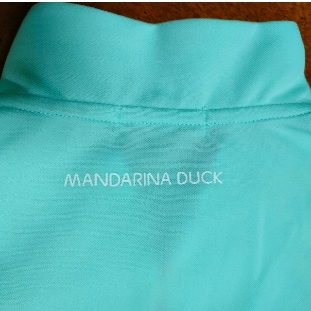 MANDARINA DUCK(マンダリナダック)のMANDARINA  DUCK長袖ウエア スポーツ/アウトドアのゴルフ(ウエア)の商品写真