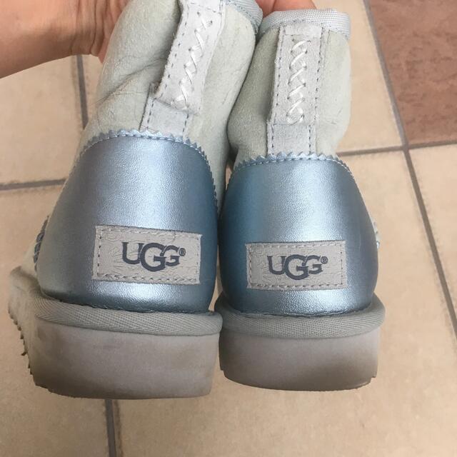 UGG(アグ)の1度着用 UGG アグ Classic Mini II Metallic  レディースの靴/シューズ(ブーツ)の商品写真