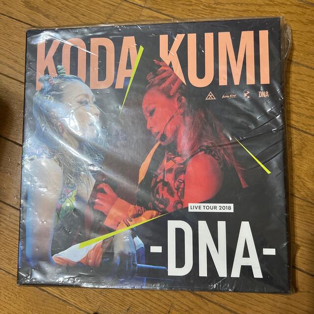 最安値挑戦！】 倖田來未 DNA TOUR 銀テープ