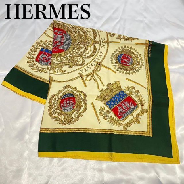 HERMES エルメス カレ90 パリの紋章 スカーフ ネイビー イエロー 