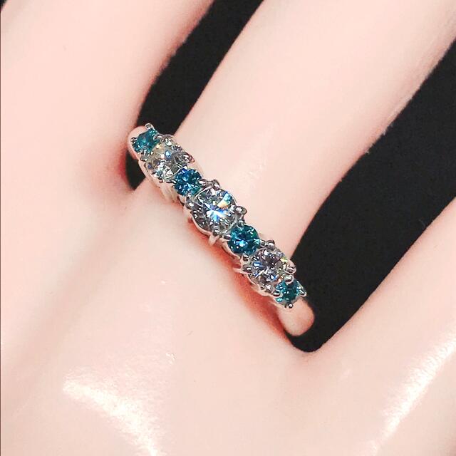 0.50ct ハーフエタニティ ブルーダイヤモンドリング PT900 0.5ct