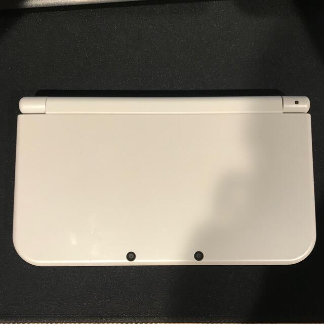 ニンテンドー3DS(ニンテンドー3DS)のNew任天堂 3DS LL ホワイト　美品 エンタメ/ホビーのゲームソフト/ゲーム機本体(携帯用ゲーム機本体)の商品写真