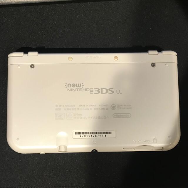 ニンテンドー3DS(ニンテンドー3DS)のNew任天堂 3DS LL ホワイト　美品 エンタメ/ホビーのゲームソフト/ゲーム機本体(携帯用ゲーム機本体)の商品写真