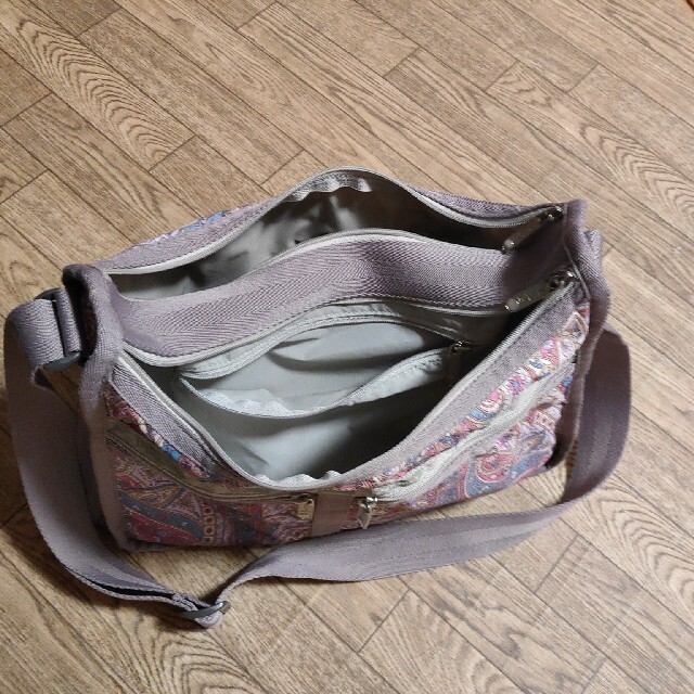 LeSportsac(レスポートサック)のレスポートサックショルダーバッグ レディースのバッグ(ショルダーバッグ)の商品写真