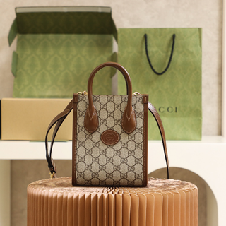 グッチ ミニトートバッグの通販 100点以上 | Gucciを買うならラクマ
