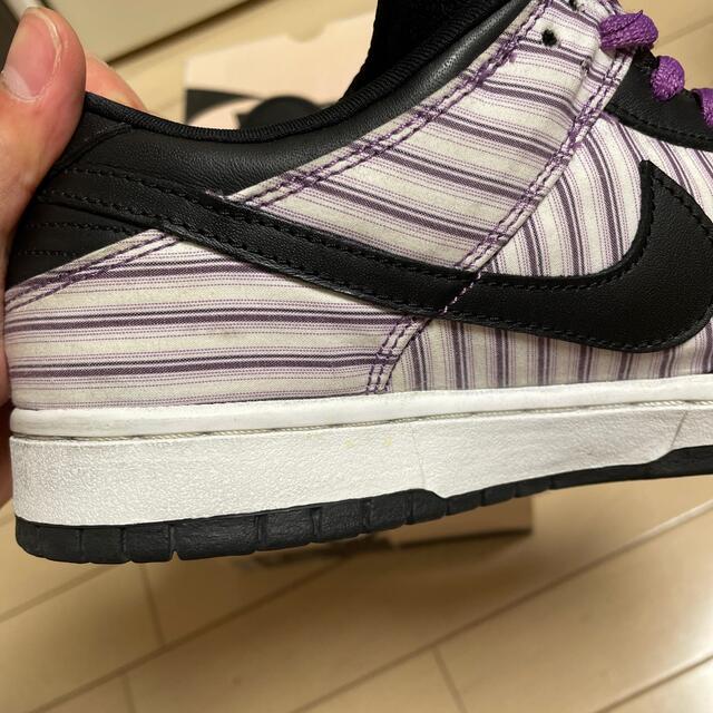 NIKE(ナイキ)のNIKE SB DUNK LOW "Avenger Purple" 28.5cm メンズの靴/シューズ(スニーカー)の商品写真