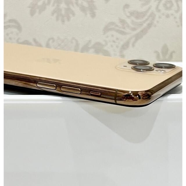 iPhone(アイフォーン)の美品 iPhone11pro本体 ゴールド 256GB SIMフリー アイフォン スマホ/家電/カメラのスマートフォン/携帯電話(スマートフォン本体)の商品写真