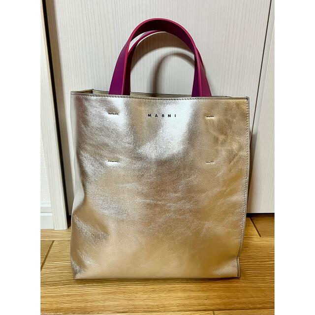 新品未使用　マルニ　marni トートバッグ　レザートートバッグ