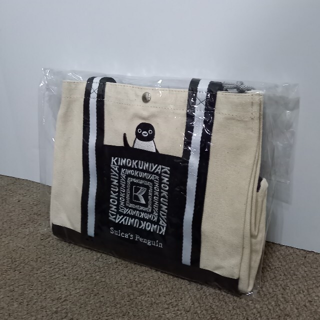 数量限定★suicaペンギン✖️紀伊國屋　ランチバッグ　保冷バッグ付 レディースのバッグ(トートバッグ)の商品写真