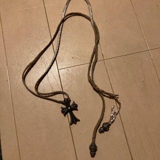 クロムハーツ(Chrome Hearts)の最終値下げクロムハーツ　クロス薄ピンク革紐(ネックレス)