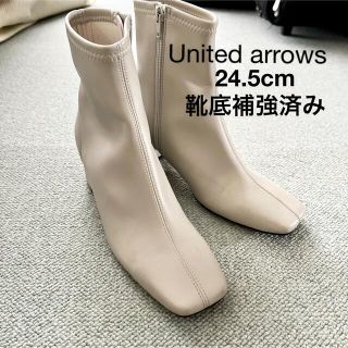 UNITED ARROWS(ブーツ ・ ホワイト/白色系)のフリマアイテム一覧 UNITED ARROWS(ブーツ ・ ホワイト/白色系)のフリマアイテム一覧