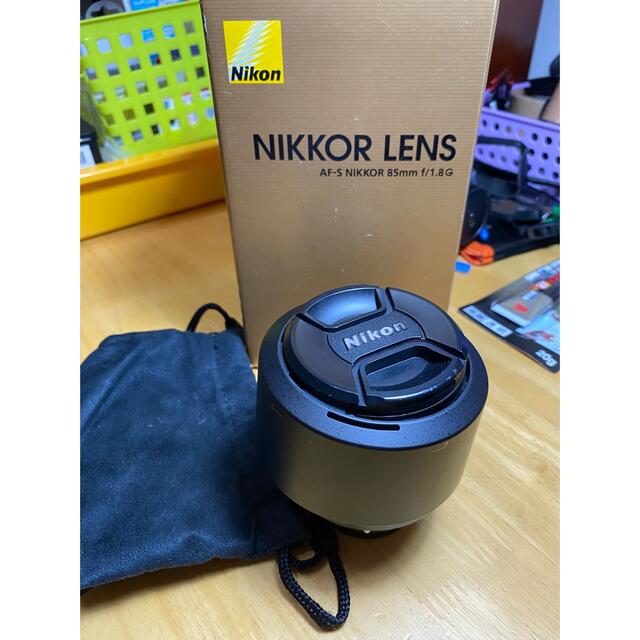 美品 Nikon AF-S NIKKOR 85mm f/1.8Gのサムネイル