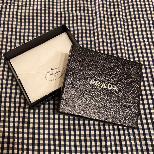 PRADA(プラダ)のPRADA メガネケース1式、おまけ付き レディースのファッション小物(サングラス/メガネ)の商品写真