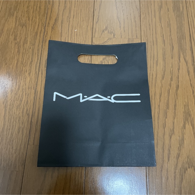 MAC(マック)のパウダー キス リキッド リップカラー #991 デボーテッド トゥ チリ コスメ/美容のベースメイク/化粧品(リップグロス)の商品写真