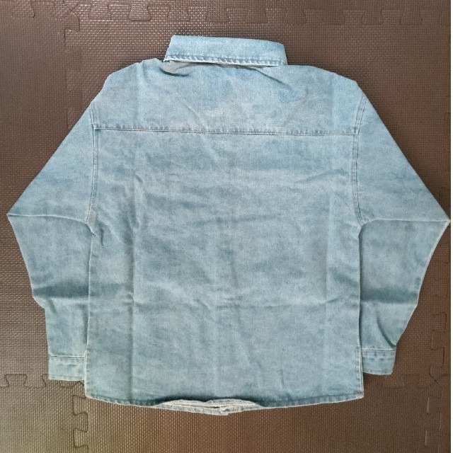 デニムシャツ　150 キッズ/ベビー/マタニティのキッズ服女の子用(90cm~)(ジャケット/上着)の商品写真