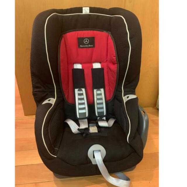 外出/移動用品 メルセデスベンツ チャイルドシート 激安 ショップ