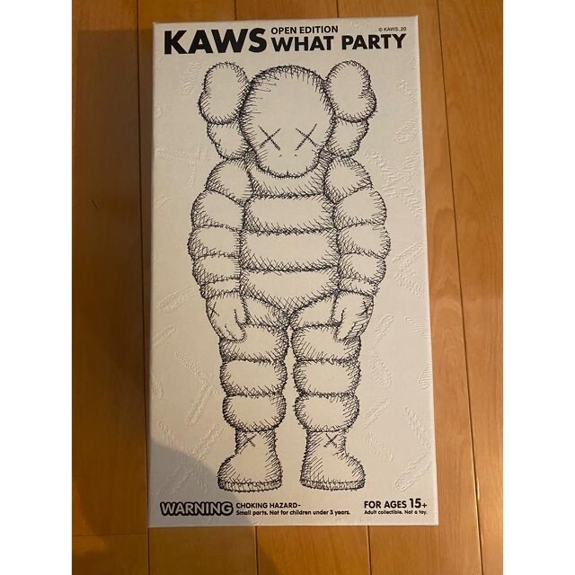 MEDICOM TOY(メディコムトイ)の白 KAWS TOKYO KAWS WHAT PARTY BLACK White エンタメ/ホビーのフィギュア(その他)の商品写真