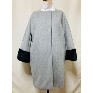 新品★ロングコート★袖ファー★グレー★ノーカラー★中綿入り★おしゃれ(ロングコート)