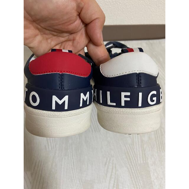 TOMMY HILFIGER(トミーヒルフィガー)のゴルフシューズ　スパイクレス スポーツ/アウトドアのゴルフ(シューズ)の商品写真