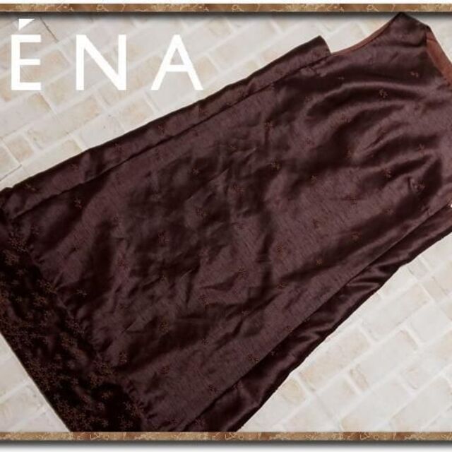 IENA(イエナ)のイエナ　刺繍入りノースリーブワンピース　茶 レディースのワンピース(ロングワンピース/マキシワンピース)の商品写真