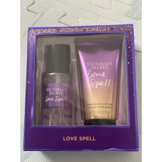 ヴィクトリアズシークレット(Victoria's Secret)の【sukuさま専用】Victoria's Secret Love Spell (香水(女性用))