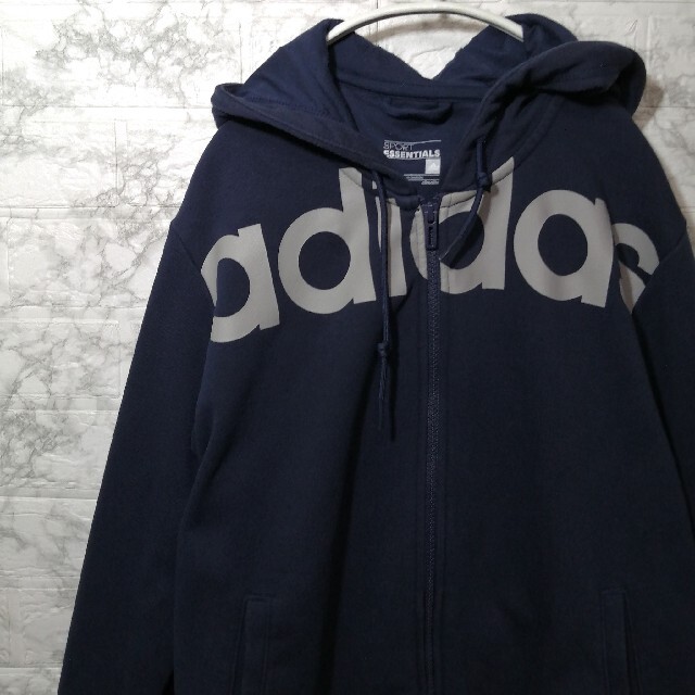 adidas(アディダス)の★adidas★ジップアップパーカー L ネイビー ESSENTIALS メンズのトップス(パーカー)の商品写真