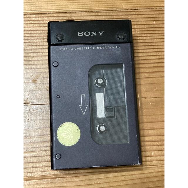 SONY(ソニー)の値下げ‼️希少、ウォークマン WM-R2 スマホ/家電/カメラのオーディオ機器(ポータブルプレーヤー)の商品写真