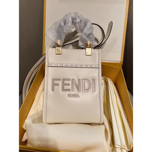 ☆Fendi ピーカブーお値下げ