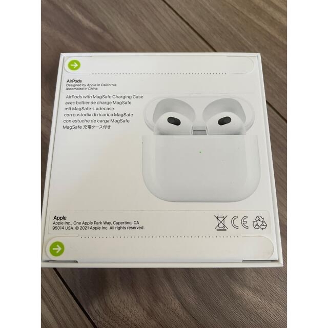 新品未開封　Apple Airpods (第3世代) MME73J/A