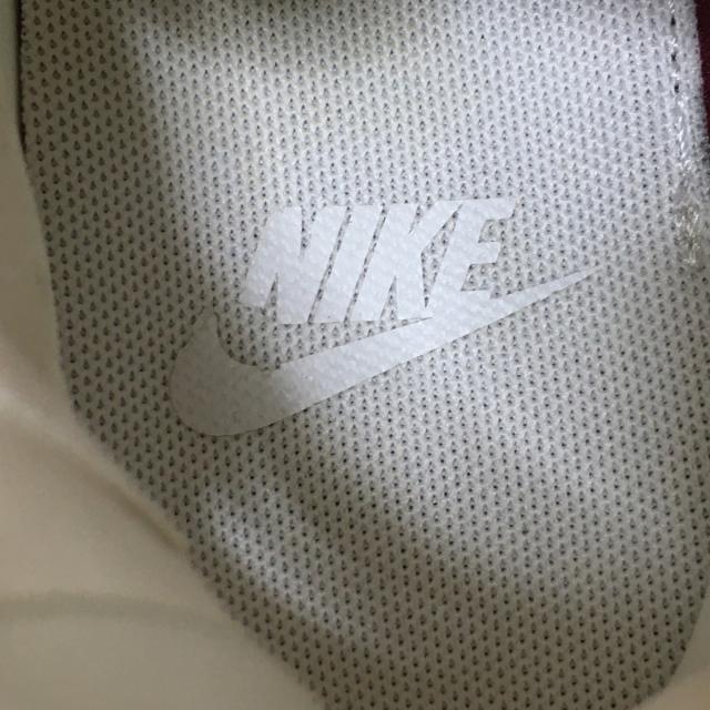 NIKE(ナイキ)のナイキ スニーカー 24.5 レディース 白 レディースの靴/シューズ(スニーカー)の商品写真
