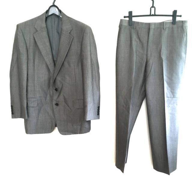 バーバリーズ シングルスーツ メンズ - メンズのスーツ(セットアップ)の商品写真