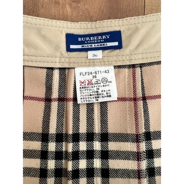 BURBERRY BLUE LABEL(バーバリーブルーレーベル)のバーバリーブルーレーベル　ミニスカート レディースのスカート(ミニスカート)の商品写真