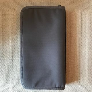 ムジルシリョウヒン(MUJI (無印良品))の無印良品　パスポートケース　グレー(日用品/生活雑貨)