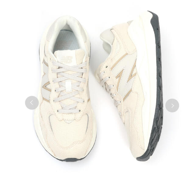 New Balance(ニューバランス)の【新品タグ付き】New Balance W5740 24.5 ベージュ レディースの靴/シューズ(スニーカー)の商品写真