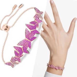 スワロフスキー(SWAROVSKI)のSWAROVSKIピンクグラデーション蝶々Liliaブレスレット(ブレスレット/バングル)