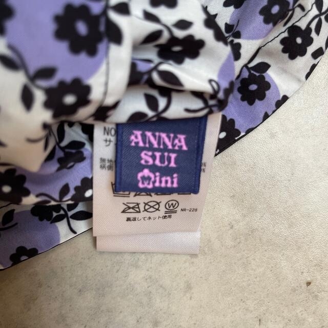 ANNA SUI mini(アナスイミニ)のアナスイミニ　リバーシブル花柄2WAYパーカー 80-90cm キッズ/ベビー/マタニティのキッズ服女の子用(90cm~)(ジャケット/上着)の商品写真